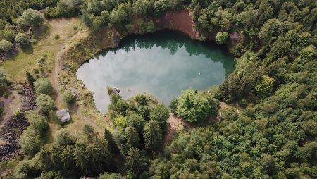 Blick auf den alten Diabas-Steinbruch
